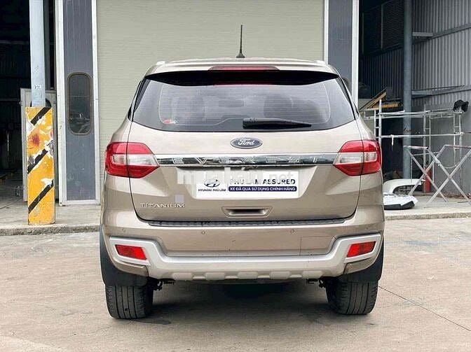 Ford Everest 2021 4x2 2.0 Titanium - 84000 km