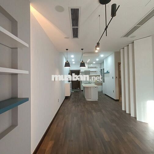 cần bán gấp căn hộ 2PN-2WC,nhà đẹp,sổ hồng sẵn,giá bán 2 tỷ230