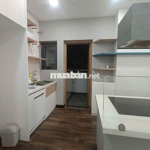 cần bán gấp căn hộ 2PN-2WC,nhà đẹp,sổ hồng sẵn,giá bán 2 tỷ230