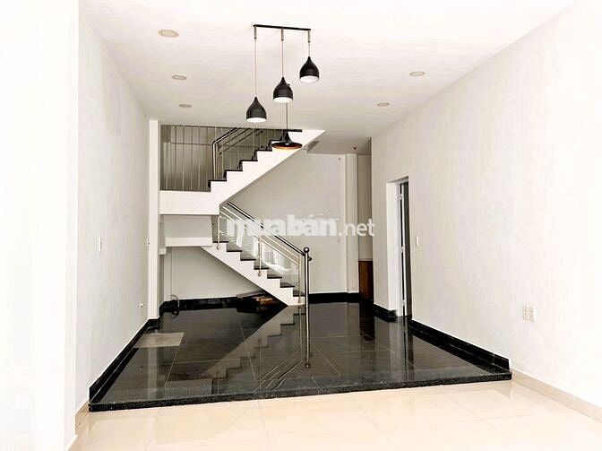 Nhà nguyên căn đường số 24 Linh Đông, rộng rãi tiện ở kinh doanh