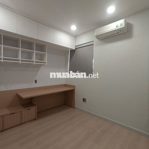 cần bán gấp căn hộ 2PN-2WC,nhà đẹp,sổ hồng sẵn,giá bán 2 tỷ230