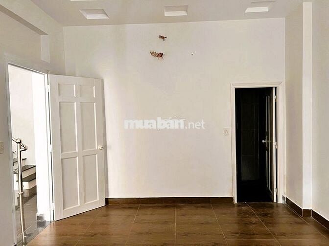 Nhà nguyên căn đường số 24 Linh Đông, rộng rãi tiện ở kinh doanh