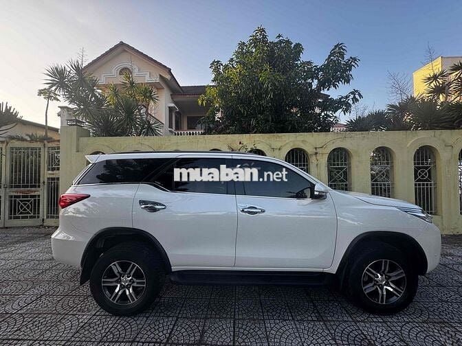 Toyota Fortuner 2017 2.7V 4x2 - 86000 km