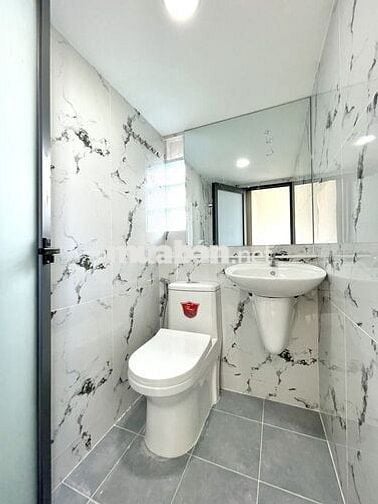 PHÒNG MỚI XÂY CÓ THANG MÁY 4 PHÚT ĐI CHỢ BÀ CHIỂU