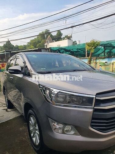 Toyota Innova 2017 Số sàn màu Đồng ánh kim. 1 Chủ.
