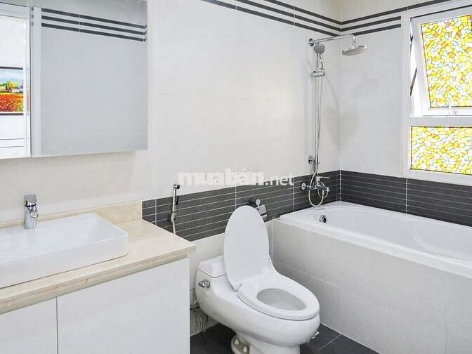 Vào luôn CH 120m2 3PN full đồ đẹp ở Golden Palace - Mễ Trì giá 18tr/th