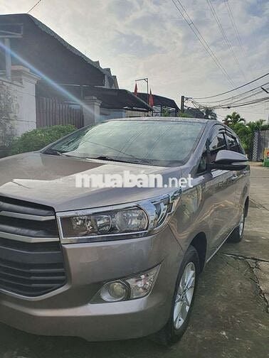 Toyota Innova 2017 Số sàn màu Đồng ánh kim. 1 Chủ.
