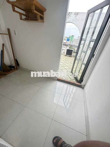 Nhà khu KÊNH NƯỚC ĐEN [3x8, 3 lầu, 2pn, 3toilet] 7tr/tháng