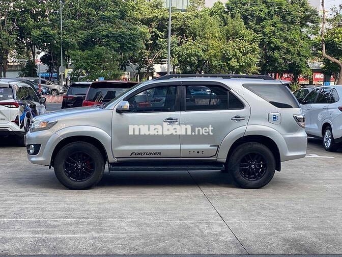 Toyota Fortuner 2016 2.7V 4x2 - 118000 km