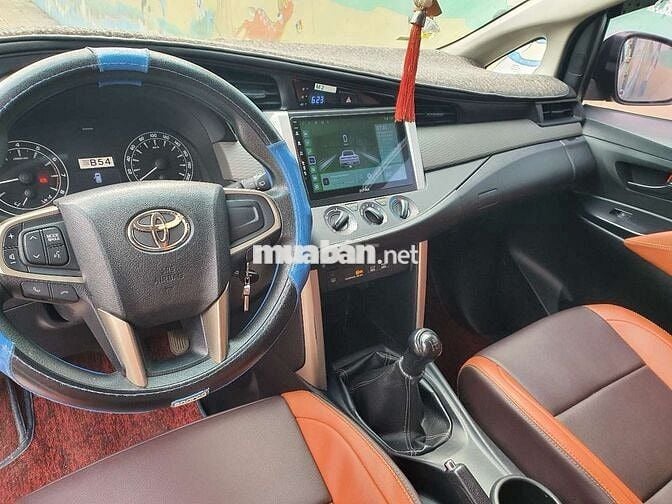 Toyota Innova 2017 Số sàn màu Đồng ánh kim. 1 Chủ.