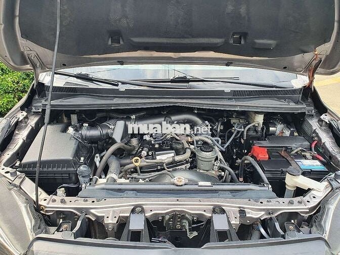 Toyota Innova 2017 Số sàn màu Đồng ánh kim. 1 Chủ.