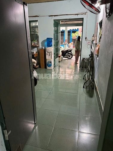 Bán nhà mặt tiền TA04 vào 200m, đối diện siêu thị Mega Market Quận 12