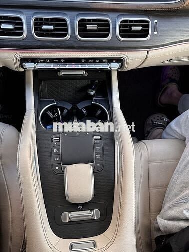 Chính chủ bán Mercedes Benz GLS450 sx2022 14537 km