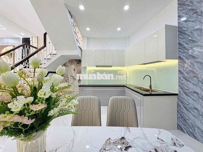 SIÊU PHẨM HXH  TRUNG TÂM QUANG TRUNG  P10 GÒ VẤP