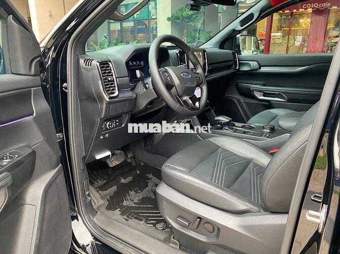 Ford Everest 2025 Titanium Plus 2.0L 4x4 AT