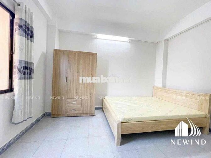 Chính chủ cho thuê phòng cửa sổ trời cạnh Lotte Mart có thang máy