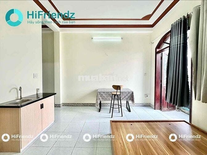 PHÒNG STUDIO CỬA SỔ - BAN CÔNG - NGAY LẠC LONG QUÂN