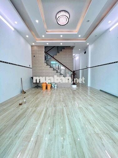 Nhà mới 2 lầu 4 phòng KDC Hồng Loan