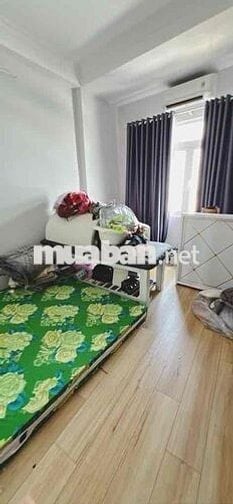 cần bán gấp nhà đường số Khánh Hội quận 4-dt5x8m -4 tầng giá 8,185 tỷ