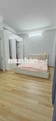 cần bán gấp nhà đường số Khánh Hội quận 4-dt5x8m -4 tầng giá 8,185 tỷ