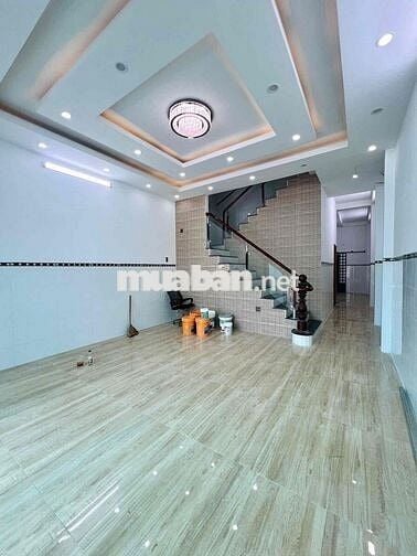 Nhà mới 2 lầu 4 phòng KDC Hồng Loan