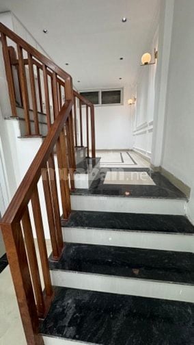 ✈️✈️Kim Giang-Liền kề Hải Ngân- Nhỉnh 7 tỷ có ngay nhà đẹp 5 tầng.Lh: 