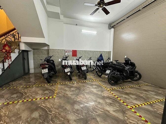 Phòng 22m2 tại Huỳnh tấn phát quận 7