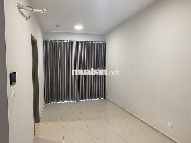 Cho thuê West Gate 7tr/tháng căn 2pn 2wc: máy lạnh, gường, tủ cơ bản