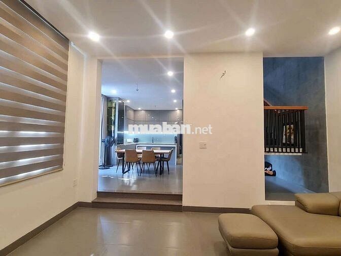 🛑 CHO THUÊ BIỆT THỰ 3 TẦNG : 2 MẶT TIỀN - GẦN VĂN TIẾN DŨNG