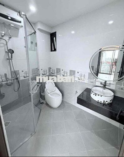 Nhà mới tinh , full nội thất , oto đỗ cửa , kinh doanh nhỏ , lô góc ,