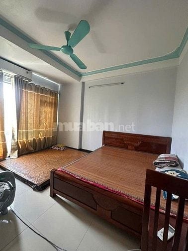 Bán gấp nhà liên kề Kiến Hưng, nhà vuông vắn, sổ đổ sẵn sàng giao ịch