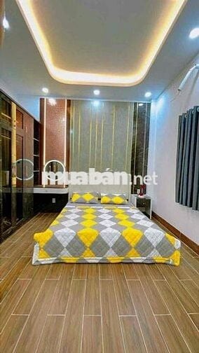 Nhà hẽm 99 Lê Hồng Phong 1 trệt 1 Lầu 1 tum 4,2x25m full nội thất