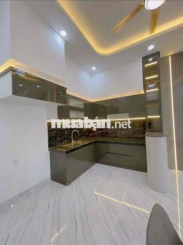 Nhà hẽm 99 Lê Hồng Phong 1 trệt 1 Lầu 1 tum 4,2x25m full nội thất