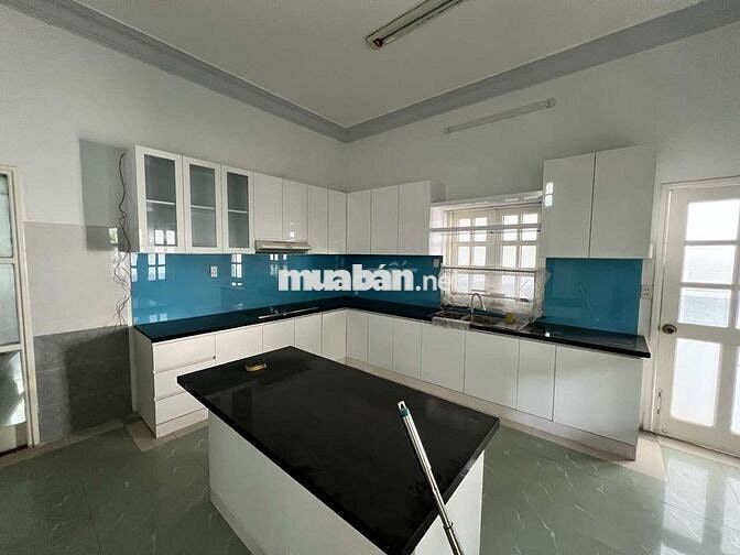 Cho thuê biệt thự có SÂN VƯỜN giá rẻ