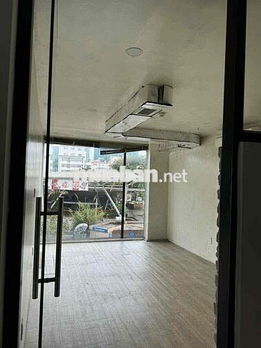 Cho thuê mặt tiền Lê Lai, Quận 1 giá 40tr kinh doanh tự do