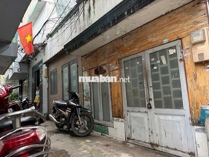 Bán Nhà Đường Số 9 BHH 40m2 xây 2 Tầng chỉ 3,08 Tỷ TL