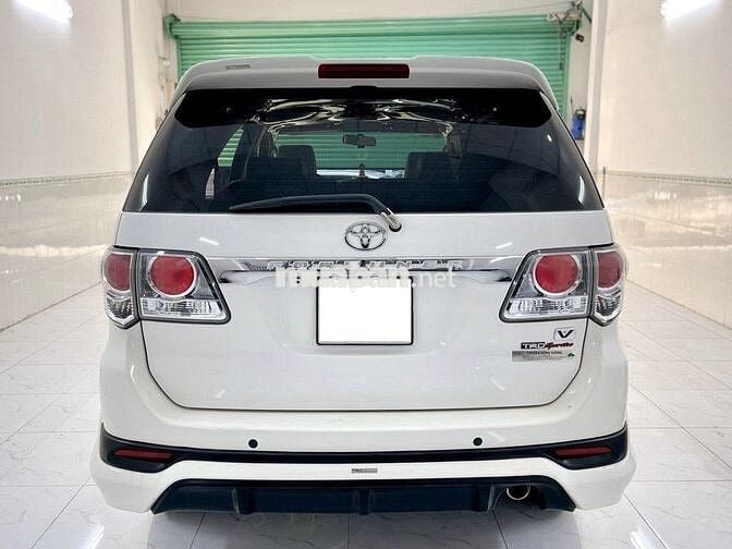 Toyota Fortuner model 2015 TRD Sportivo Trắng