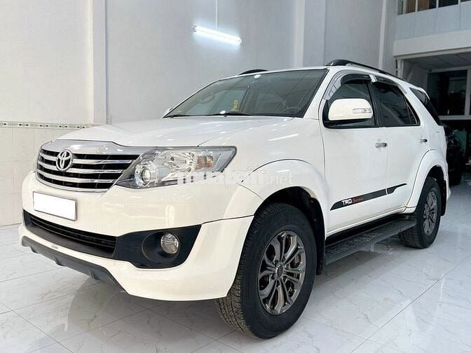 Toyota Fortuner model 2015 TRD Sportivo Trắng