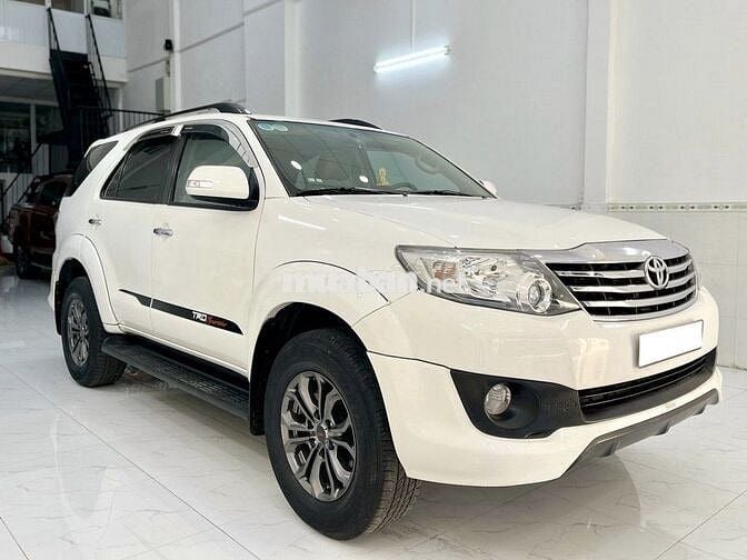 Toyota Fortuner model 2015 TRD Sportivo Trắng