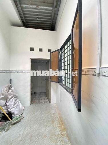 Cho thuê nhà 5x18m gần cây xăng 61 đường Phan Văn Hớn