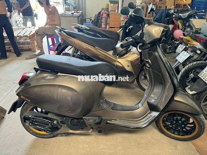 Bán xe Vespa Sprint 125 đăng ký 10/2020, màu Ghi