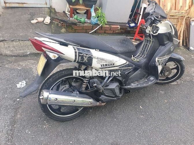 Yamaha Nouvo Trắng đen