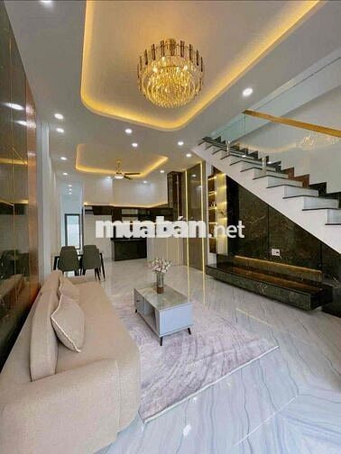 Nhà hẽm 99 Lê Hồng Phong 1 trệt 1 Lầu 1 tum 4,2x25m full nội thất