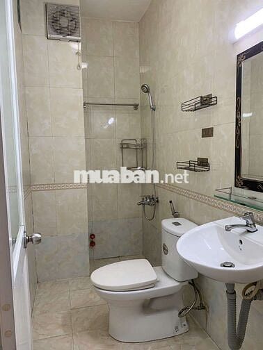 NHÀ 1TRỆT 3LẦU 4X17M 4PN 5WC HẺM OTO ĐỐI DIỆN SÂN BÓNG ĐƯỜNG SỐ 8 LX