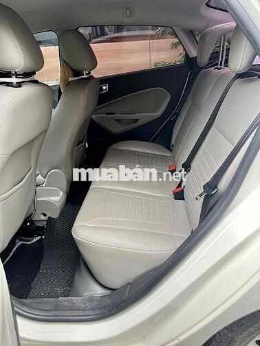 Ford Fiesta 2015 - 62000 km