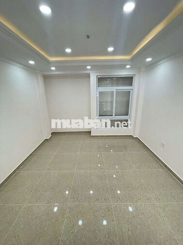 NHÀ 1 TRỆT LỬNG 2 LẦU GẦN NGÃ TƯ BÌNH PHƯỚC