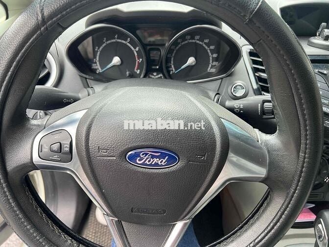 Ford Fiesta 2015 - 62000 km