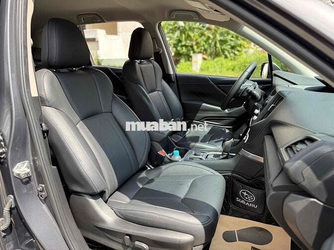 Subaru Forester 2.0 iL ES chuẩn