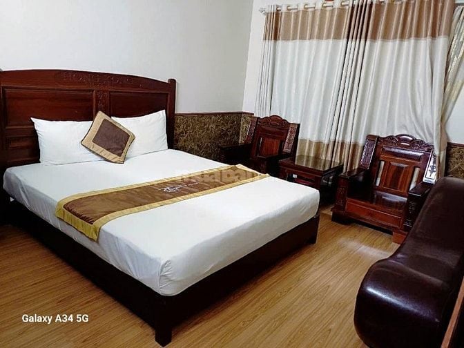 BÁN KHÁCH SẠN 3 SAO 11 TẦNG Và TÒA DỊCH VỤ 6 TẦNG tại TP VINH, NGHỆ AN