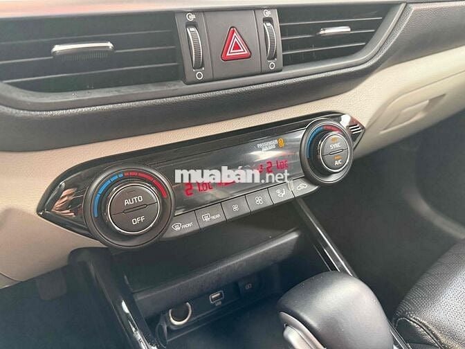 Kia K3 2022 1.6 Luxury một chủ - 170 triệu nhận xe